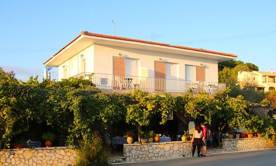 Brouklis Taverna