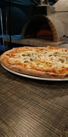 IL FORNO Pizza Bar Restaurant