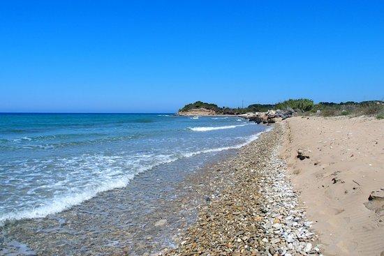 Halikounas Beach