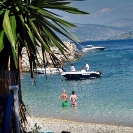 Kaminaki Boats and Watersports